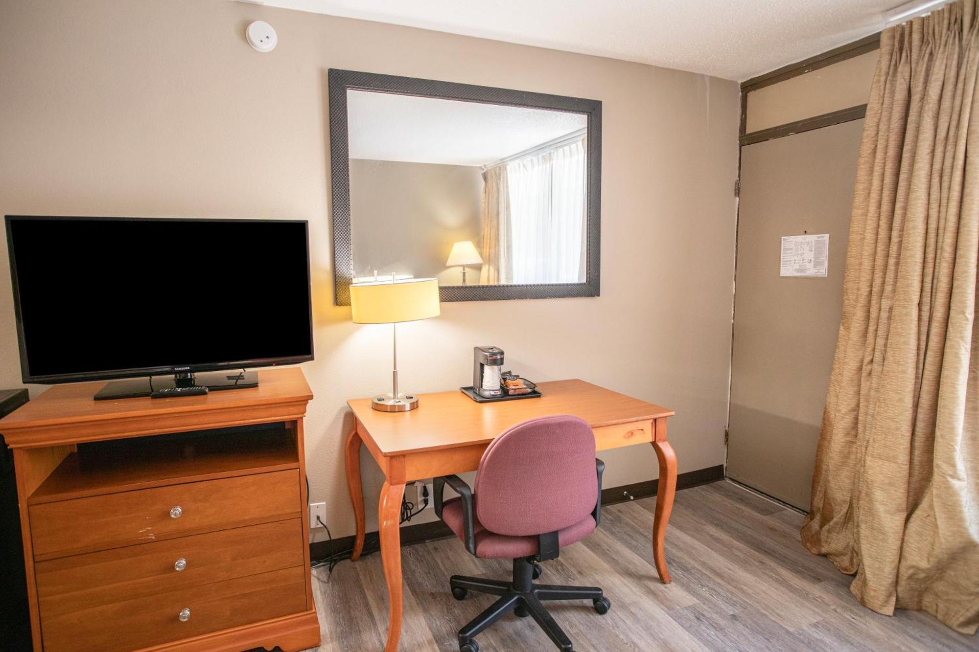 Oyo Hotel Greensboro East I 40 Luaran gambar